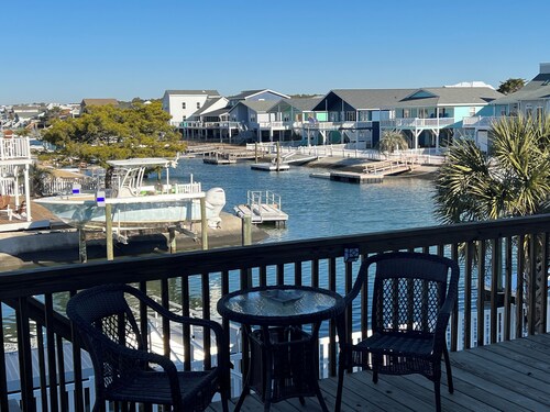 THE SANDBAGGER @ OCEAN ISLE