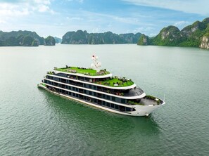 Exterior - Venus Cruises Halong Bay by Venus Group  (Ha Long)