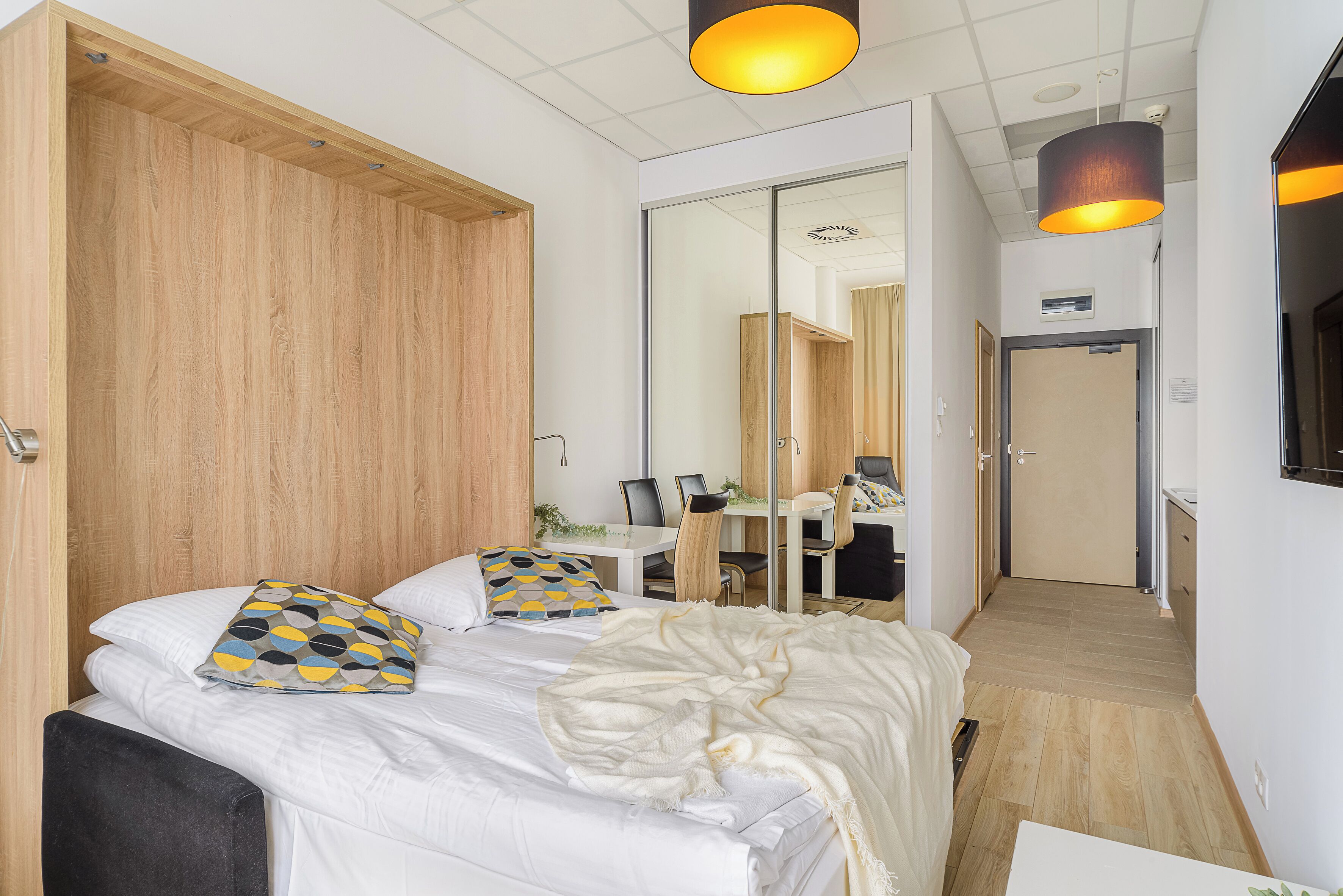 Apartamento Deluxe | 1 dormitorio y espacio para trabajar con un portátil