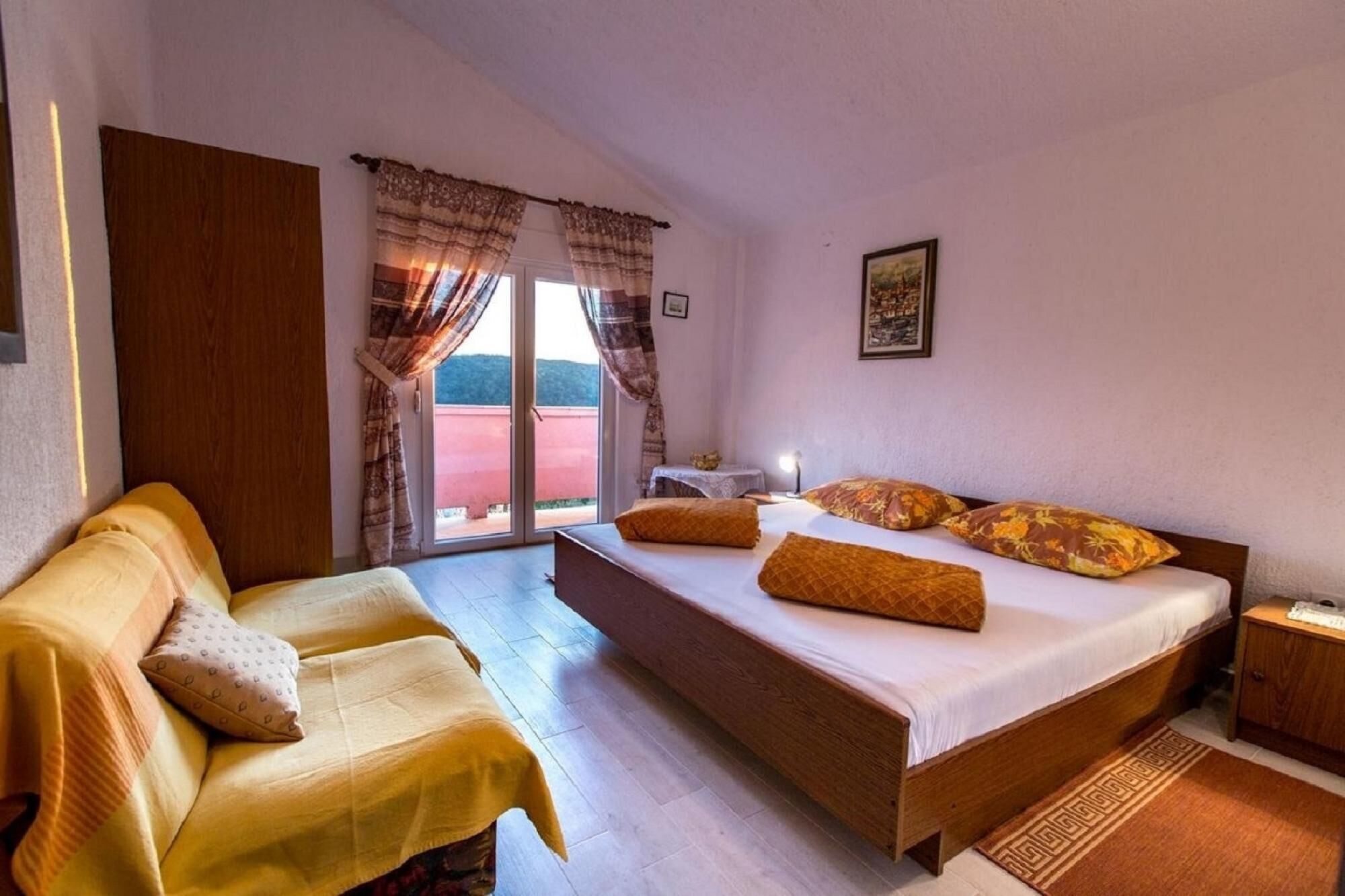 شقة | 4 عدّة غرف نوم