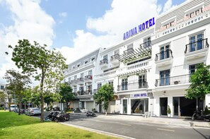 Front of property - Arina Luxury Hotel - Vincom Tay Ninh (Tay Ninh)