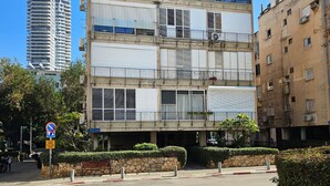 Exterior - MIKLAT Tranquil & Charming Apt near Hayarkon Park by FeelHome (Tel Aviv - Jaffa)