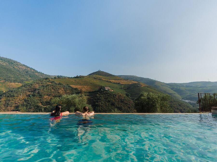 Piscina externa sazonal