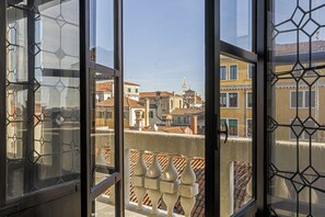 Appartement Standard (Rosa Antica) | Vue sur la rue