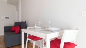 Apartment (1 Bedroom) | Interior