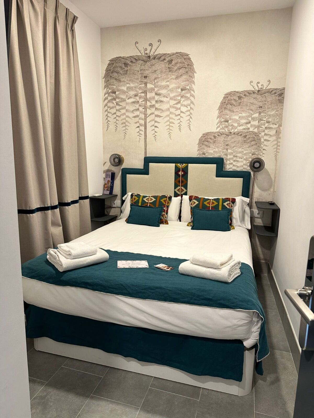 Down comforters, cribs/infant beds, free WiFi, bed sheets