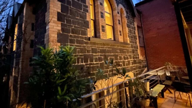 Apartemen Basic, 2 Tempat Tidur Queen | Tempat makan outdoor