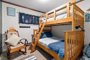 2 chambres, accès au Wi-Fi (inclus), literie fournie