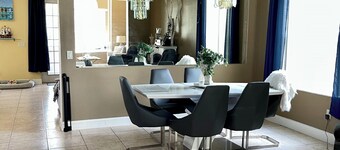 Ocean access with boat dock 4 bedroom 3 bathroom beautiful Pool home with Spa. 