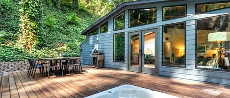 تناول الطعام بالخارج