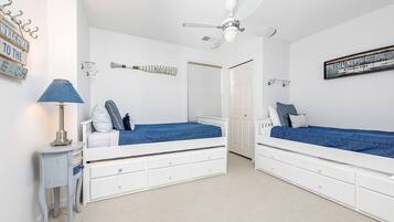 Condo | 2 bilik tidur, seterika/papan seterika, Wi-fi percuma