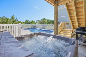 Terrace/patio - Oceanside Dog Friendly Home w/ Private Pool, Elevator, Hot Tub, Game Room (Salvo)