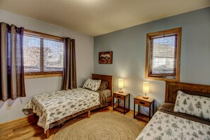 5 عدّة غرف نوم ومكتب ومكواة/لوح كي وواي فاي مجانًا