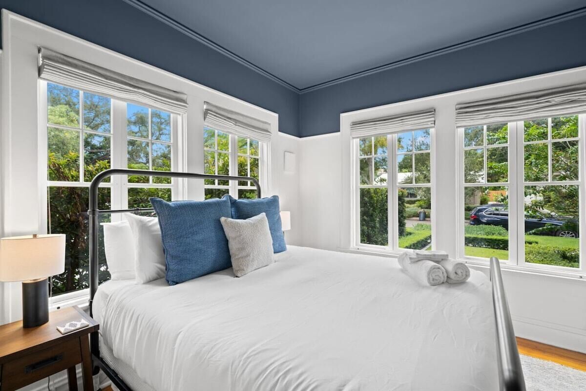 NEW! The Adaline #4 | Updated Hyde Park Apt