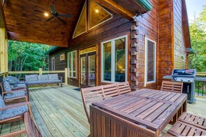 Cabaña, 4 habitaciones | Terraza o patio