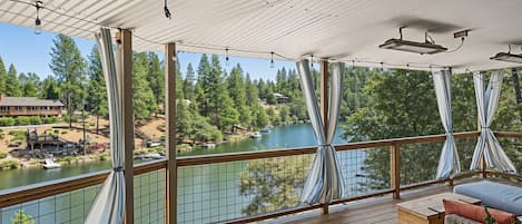 Casa, 4 habitaciones | Terraza o patio