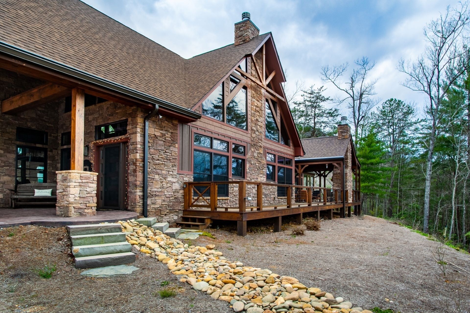 House, 4 Bedrooms | Exterior