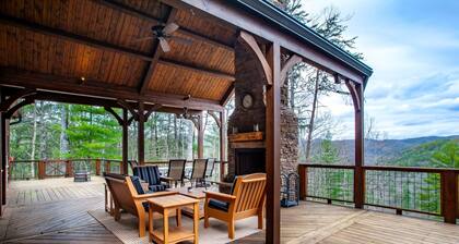 Luxury Hickory Homestead 4 Bedroom Home by RedAwning