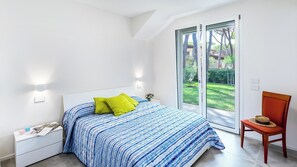 5 habitaciones, tabla de planchar con plancha y wifi gratis