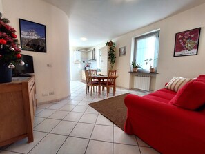 Comfort Apartment | Living area - Casa Alpina - Aosta (Aosta)