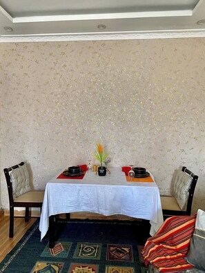 Dining - Tranquil Country Haven (Nakuru County)