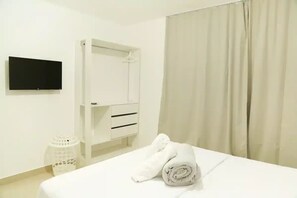 3 bedrooms, iron/ironing board, free WiFi, bed sheets - Casa em Ponta Negra Aconchegante (Ponta Negra Natal)