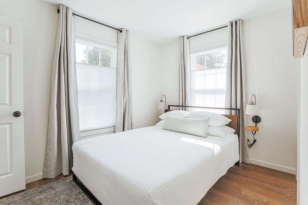 1 bedroom, iron/ironing board, travel crib, free WiFi