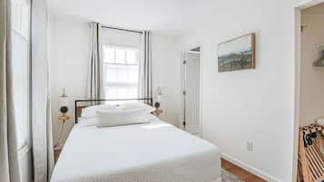1 bedroom, iron/ironing board, travel crib, free WiFi
