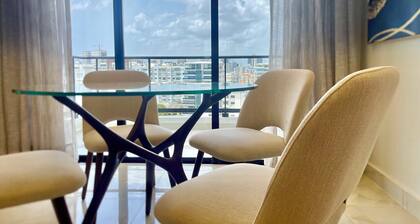 Luxury in Naco 2BR: Pools, gym, views, bars and more