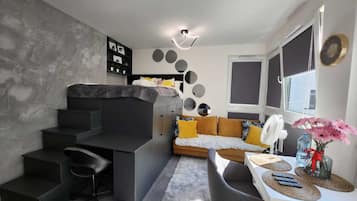 1 bedroom, desk, iron/ironing board, free WiFi