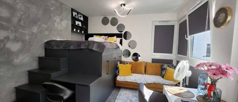 1 bedroom, desk, iron/ironing board, free WiFi