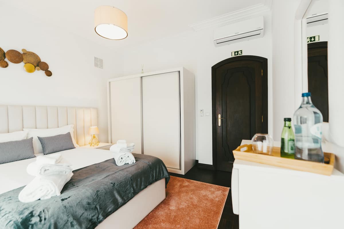 1 bedroom, premium bedding, memory-foam beds, individually decorated