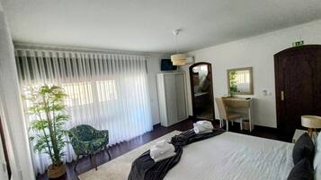 Familienzimmer, Nichtraucher | 1 Schlafzimmer, hochwertige Bettwaren, Betten mit Memory-Foam-Matratzen