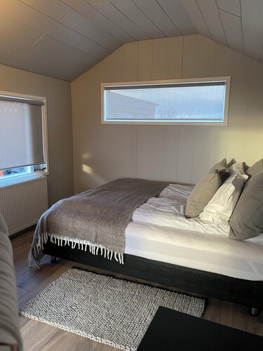 Luxury cottage with hot tub and large patio in quiet countryside.  Great for 4-6