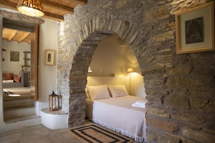 Olive Grove | Hypo-allergenic bedding, individually decorated, individually furnished