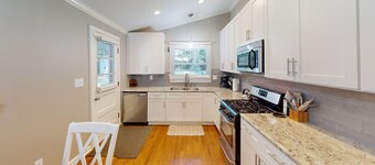 Keeneland/Airport/Downtown Tulsa Time!