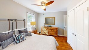 3 sovrum, skrivbord, strykjärn/strykbräda och gratis wi-fi