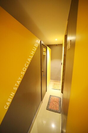Cabaña Deluxe, 1 cama individual | Área de sala de estar