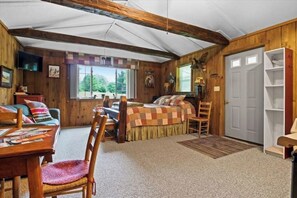 1 Schlafzimmer, Zimmersafe, Bügeleisen/Bügelbrett, kostenloses WLAN