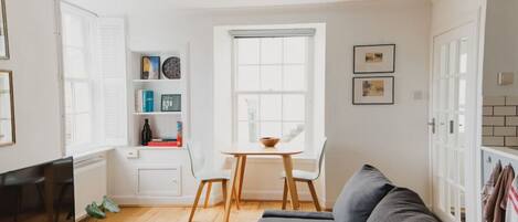 تلفزيون ذكي، كُتُب