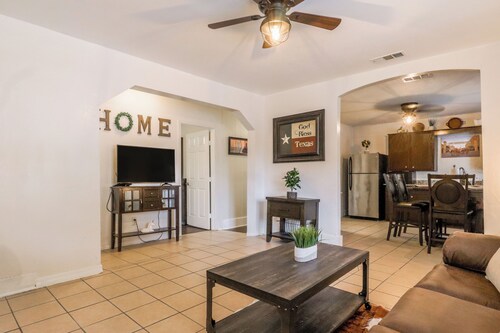 Walk to the Stockyards!