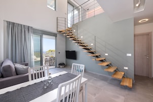 Duplex | Pillowtop beds, desk, laptop workspace, soundproofing