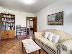 Apartment | Living area