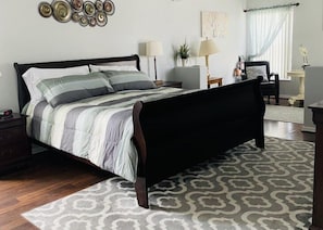 5 bedrooms, individually decorated, individually furnished