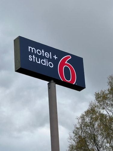 Motel 6 Columbus, GA – Columbus Airport