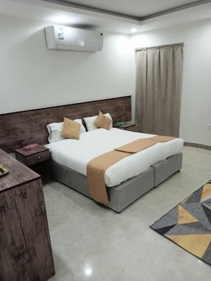 1 bedroom, minibar, individually furnished, blackout drapes