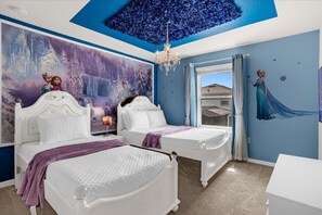 9 Schlafzimmer, Bügeleisen/Bügelbrett, Reisekinderbett, WLAN