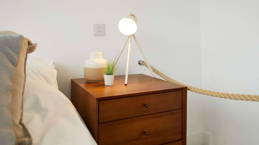 Host Stay Harbour Cottage