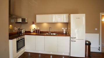 Apartment | 2 bedrooms, Internet
