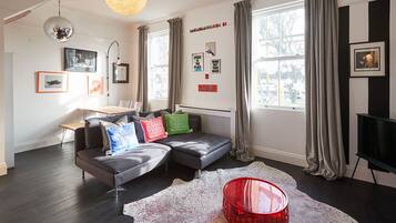 Apartment | 2 bedrooms, Internet